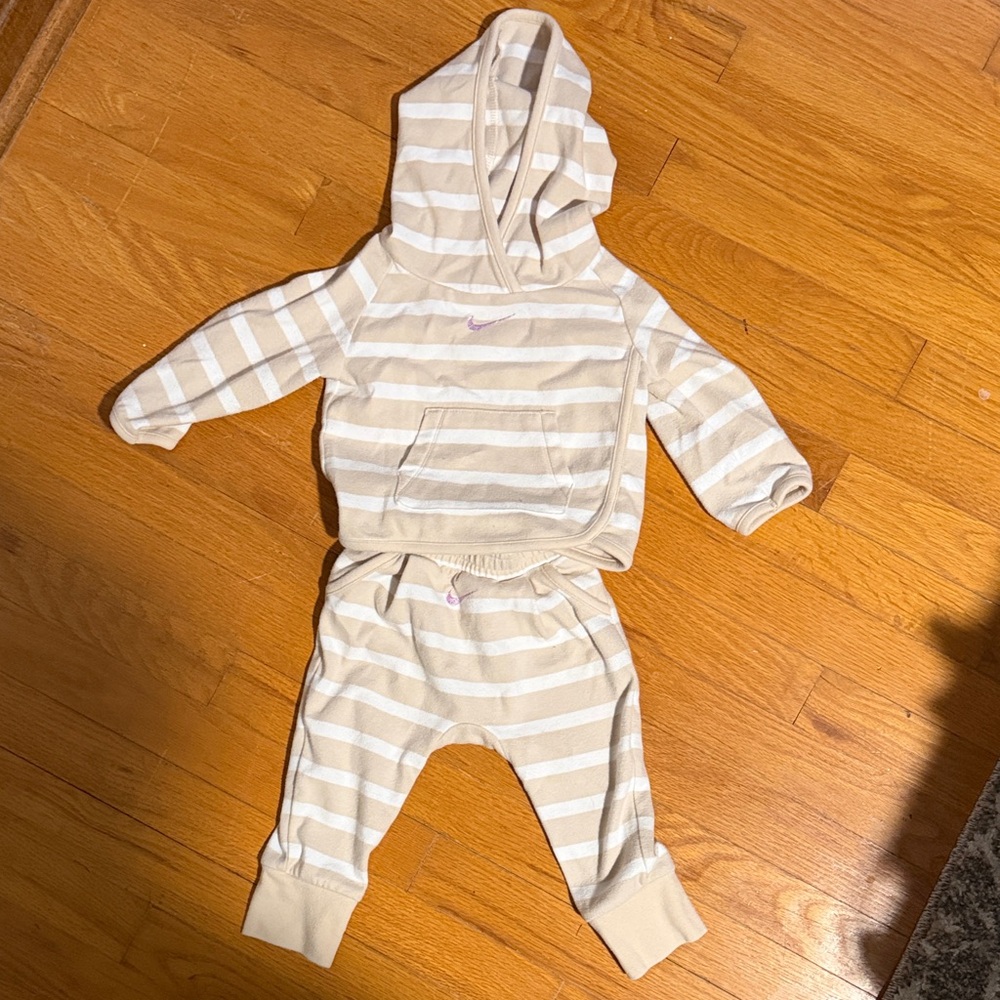 Nike Beige and White Baby Hoodie Set